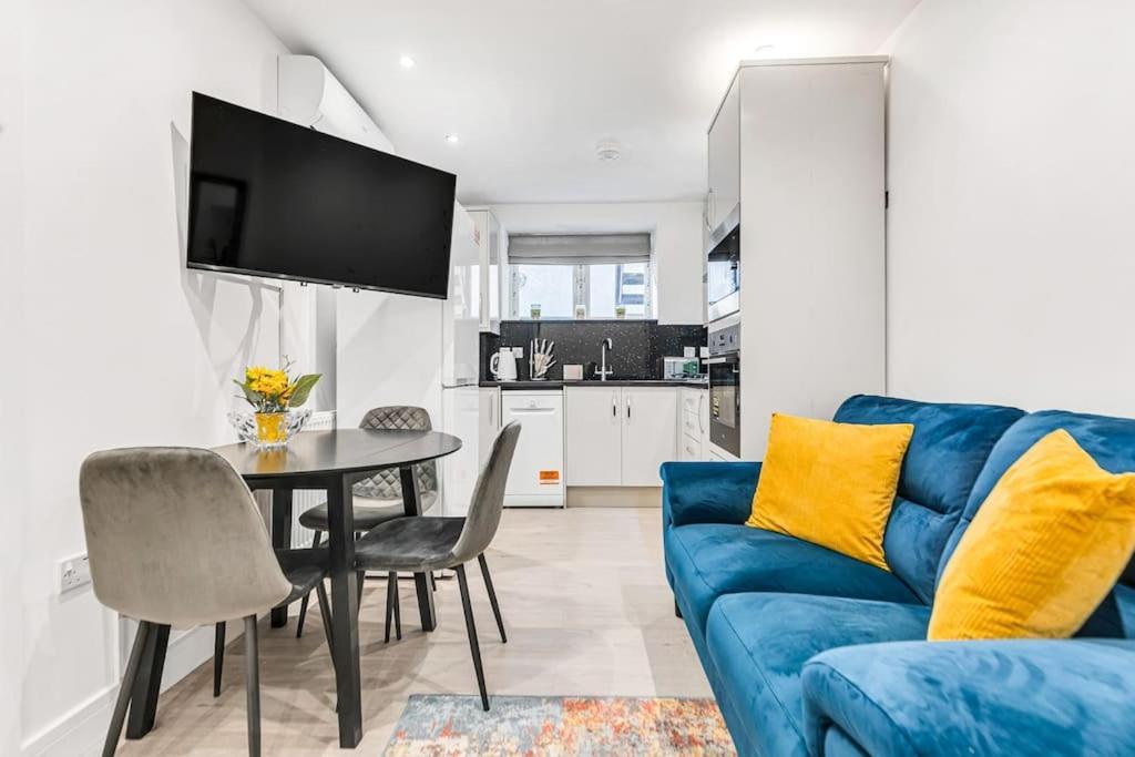 Luxstay Holland Park Apartment With Ac Londen Buitenkant foto