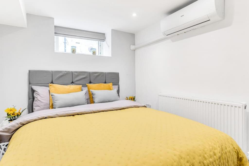 Luxstay Holland Park Apartment With Ac Londen Buitenkant foto